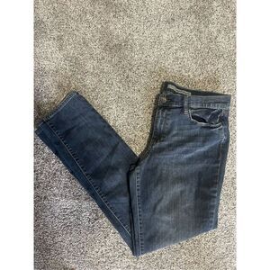 ❤️DKNY SOHO Skinny Jeans